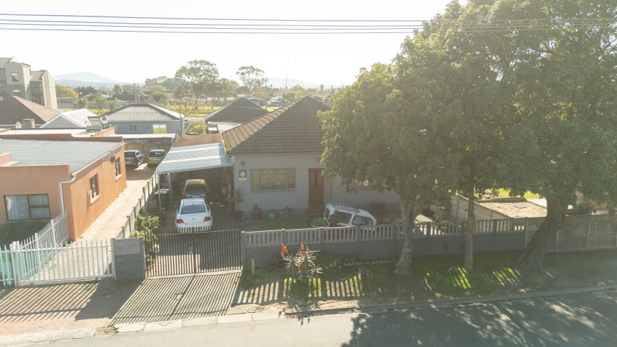 3 Bedroom Property for Sale in Belmont Park Western Cape